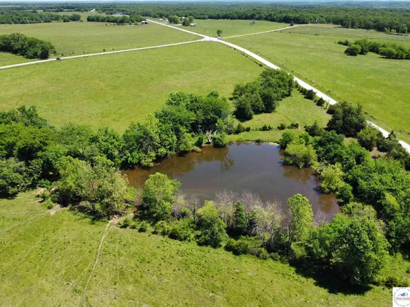 83 82nd Hwy, Quincy, MO 65735