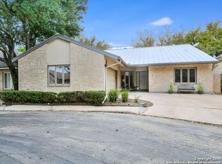 5 Cottesmore Ct, San Antonio, TX 78218