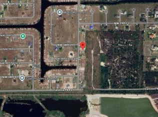 3825 NW 36th Ave, Cape Coral, FL 33993