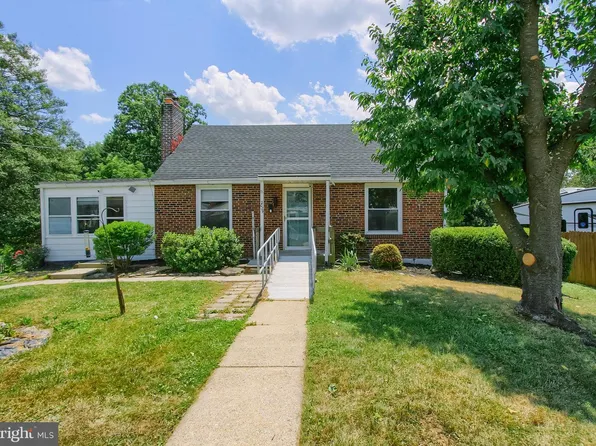 2029 Clarendon St, Camp Hill, PA 17011