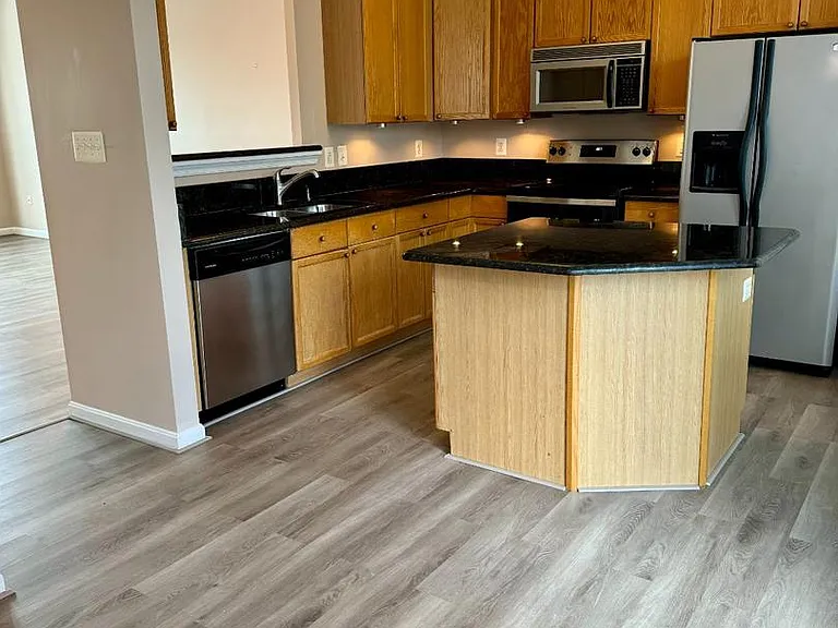 2424 Wynfield Ct — Photo 4