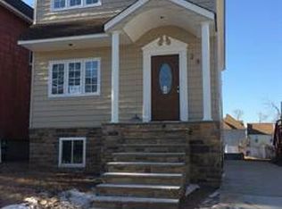 28 Caroline St, Staten Island, NY 10310
