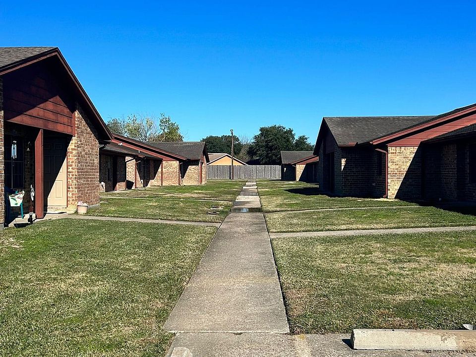 1st image of 7968 Gladys Ave