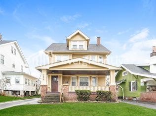 3406 Beechwood Ave, Cleveland Heights, OH 44118