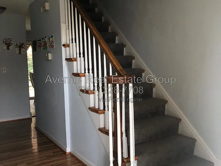 733 Jares Ct — Photo 8