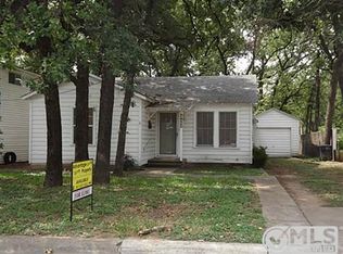 2920 Selma St, Fort Worth, TX 76111