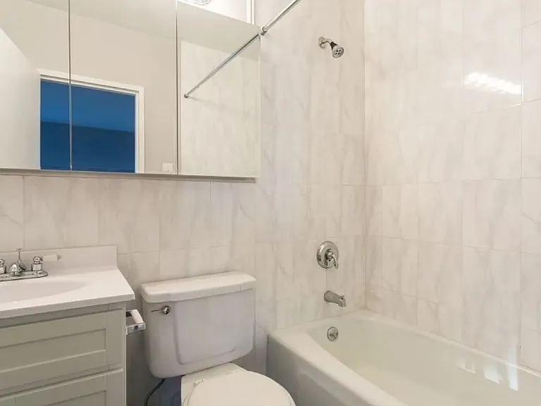 345 W 30th St #9B — Photo 7