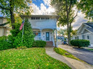 134 W Cedarview Ave, Staten Island, NY 10306