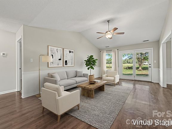 5th image of 3209 Green Meadow Way