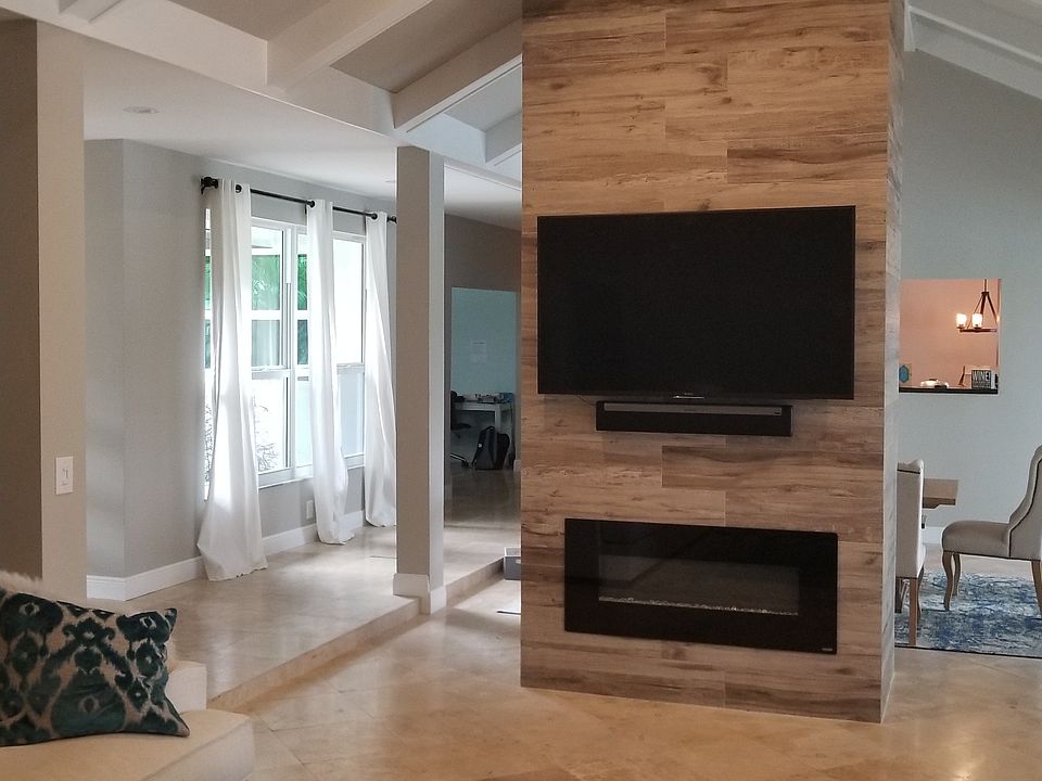2nd image of 4634 Wildwood Dr