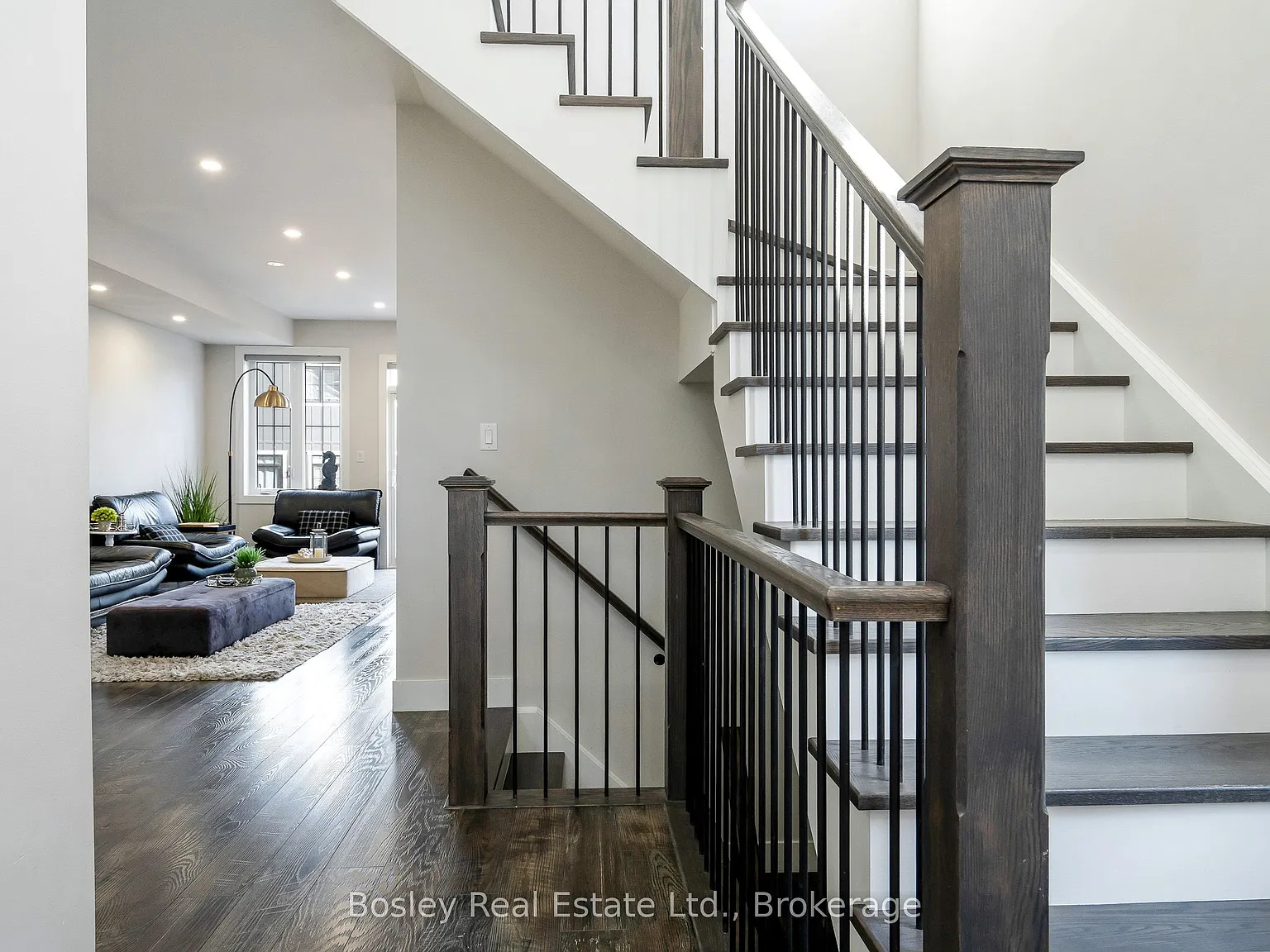 3 bed, $20,000 — Photo 2