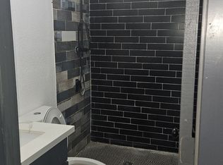 Dell Court - 8, Houston, TX 77009