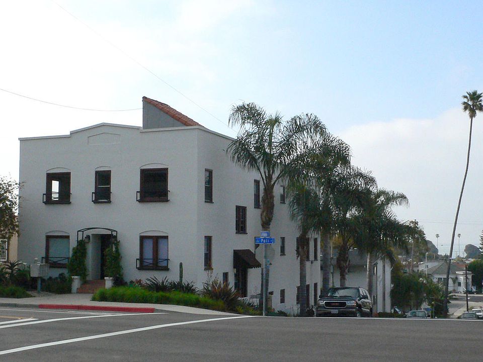 1st image of 902 Poli St #201