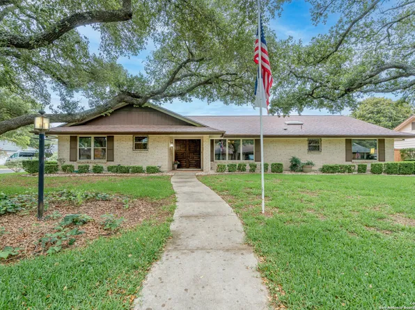642 CANDLEGLO, Windcrest, TX 78239