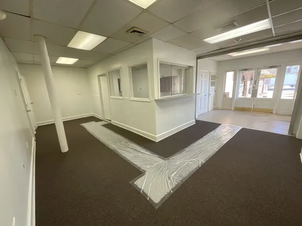 5 Center Sq, Hanover, PA 17331