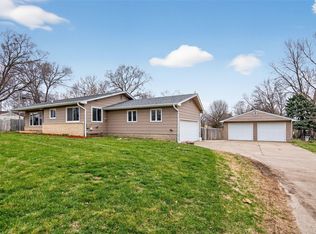 2630 NE Aurora Ave, Des Moines, IA 50317