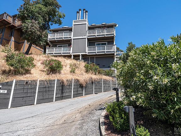 2nd image of 419 Prospect Avenue