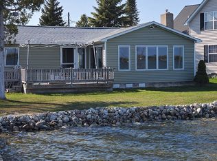 6741 Cedar Point Rd, Presque Isle, MI 49777
