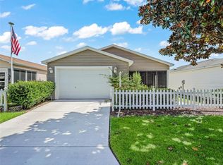 1322 Hollyberry Pl, The Villages, FL 32162