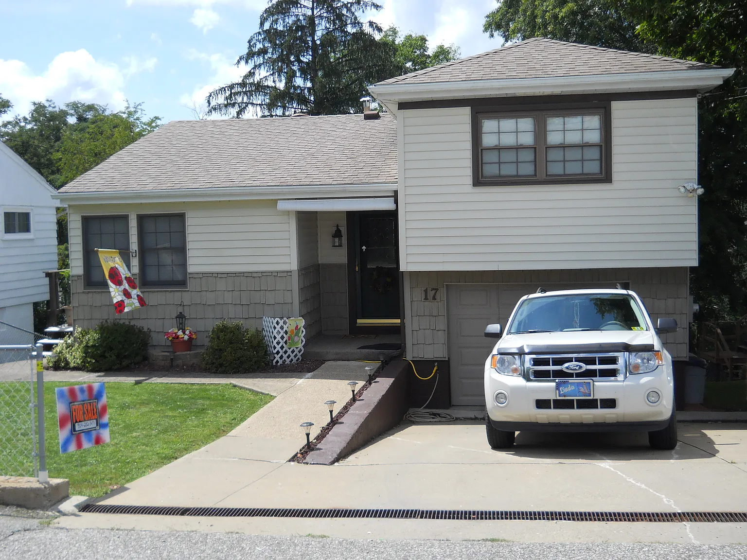 17 Highland Hts photo 1
