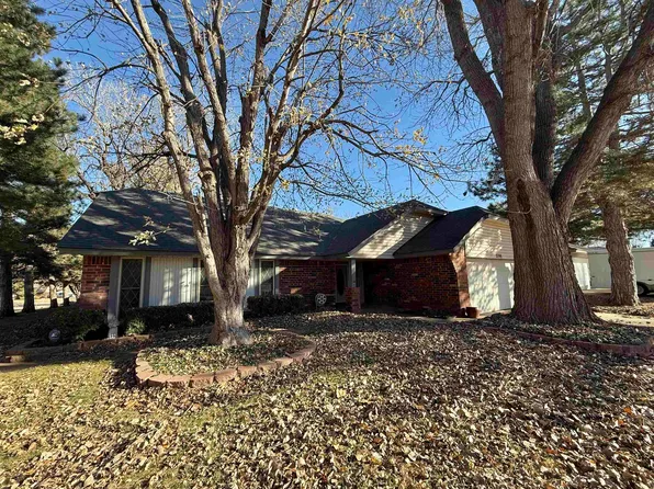 3206 Robin Ridge Rd, Woodward, OK 73801