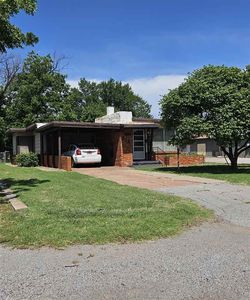 215 N 16th St, Frederick, OK, 73542