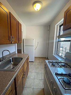 3rd image of 94-29 210th St #4F