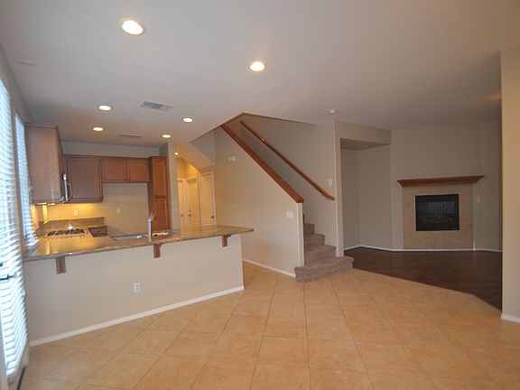 3rd image of 3616 W Luther Ln