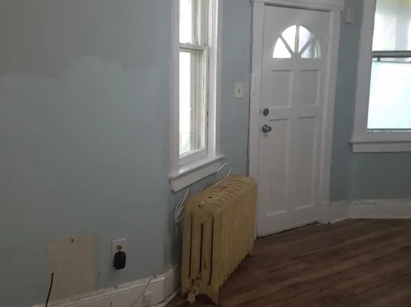 732 W State St, Ewing, NJ