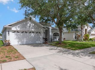2313 Lawrence Hall St, Ruskin, FL 33570