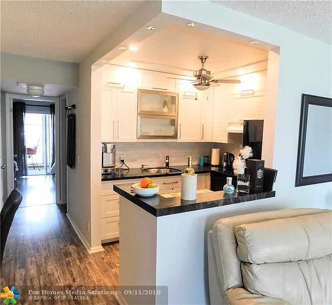 1st image of 638 Durham W #638