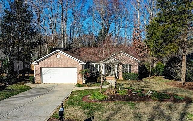 1st image of 7139 Oxford Hunt Dr