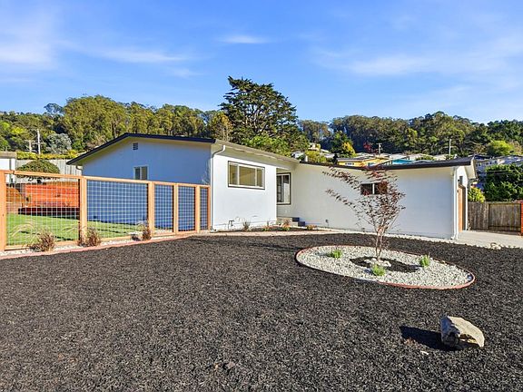 4th image of 1005 Granada Dr