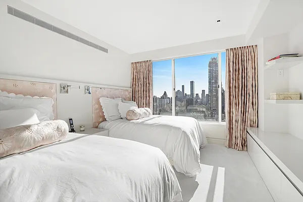 Sold by Compass | media 13