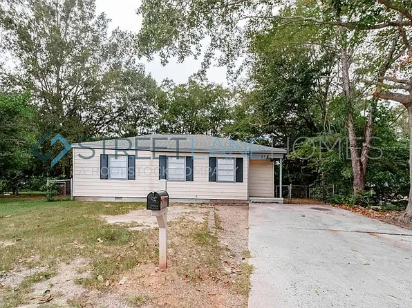 118 Charles Cir, Warner Robins, GA 31093