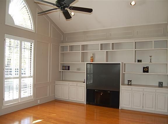 2nd image of 307 Quiet Valley Dr