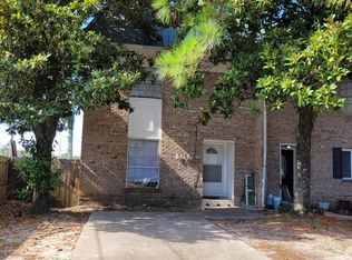 101 Valencia Dr, Fort Walton Beach, FL 32547
