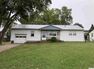 1254 S Park Ter, Quincy, IL 62301