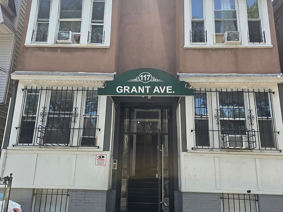 1st image of 117 Grant Ave #1L