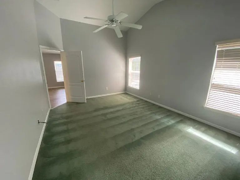 333 Scrub Jay Way — Photo 12