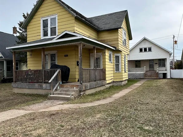 212 & 214 N 13th St, Escanaba, MI 49829