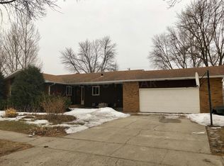 702 4th Ave NE, Barnesville, MN 56514