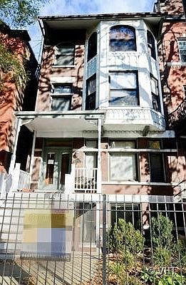 1st image of 844 W Fullerton Ave APT 1