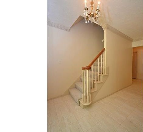 5th image of 785 Forestview Dr