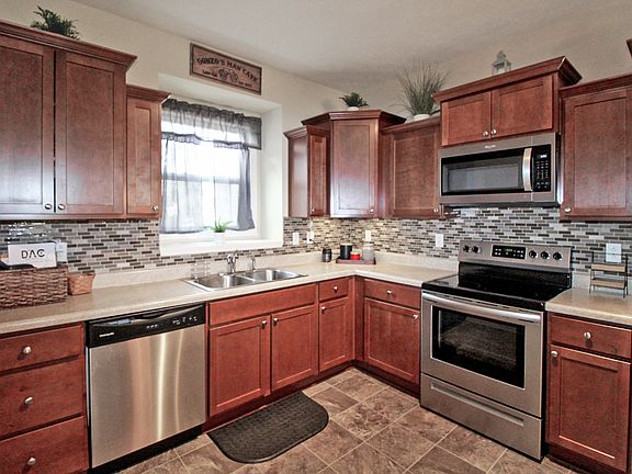 5th image of 1329 Brookwood Cir