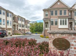 18 Howland Ter #9, Morristown, NJ 07960