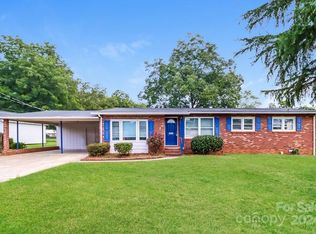 1927 Joe Rd, Statesville, NC 28625