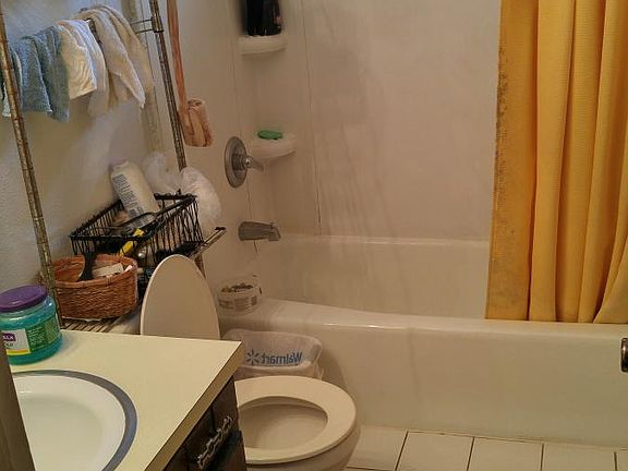 upstairs full bath