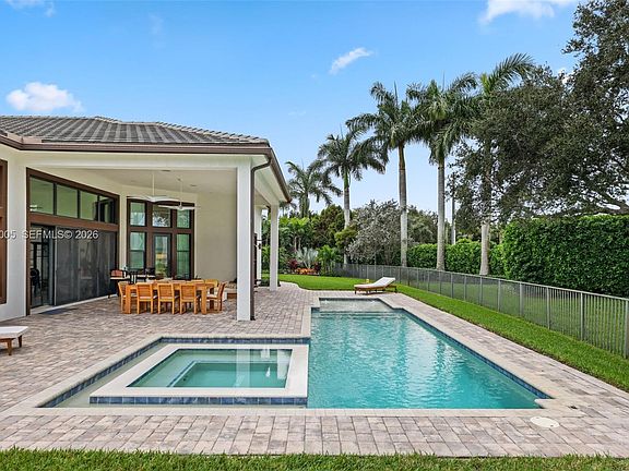 3rd image of 2751 NW 70th Blvd