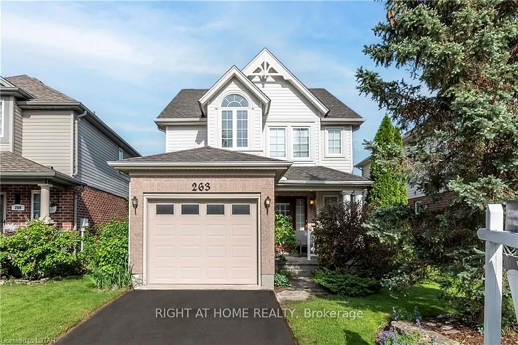 3 bed, $2,850 — Photo 1